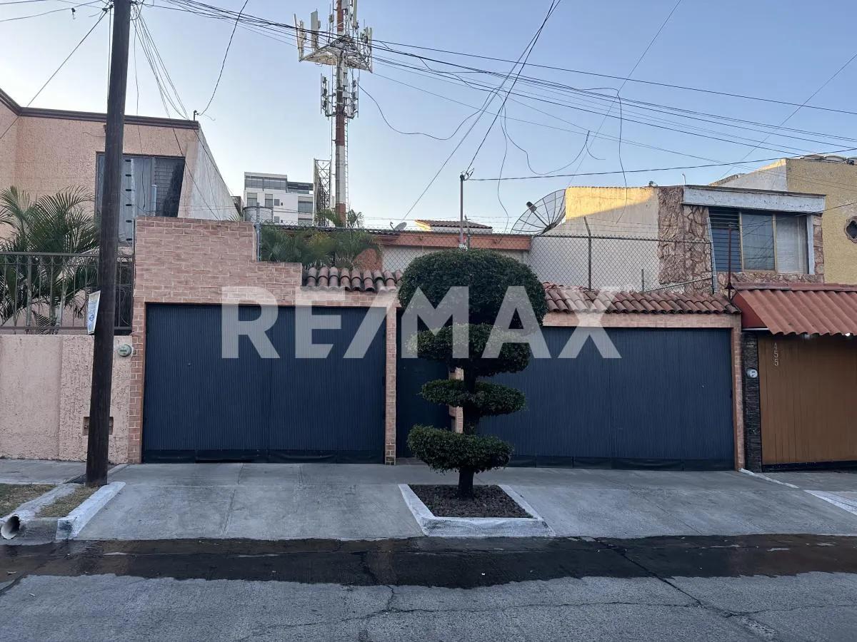 main property photo