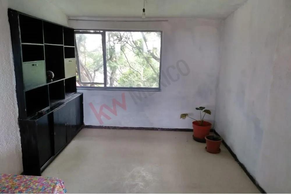main property photo