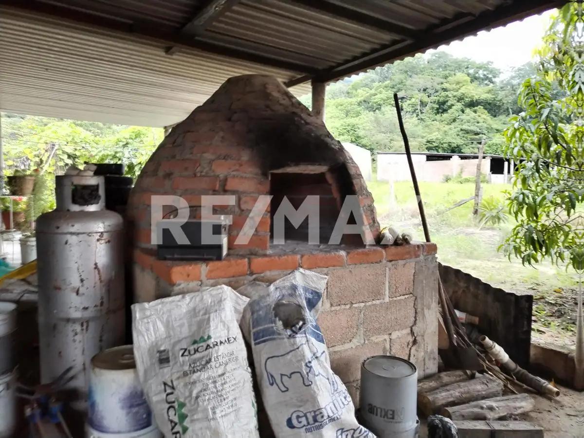 secondary property images 2