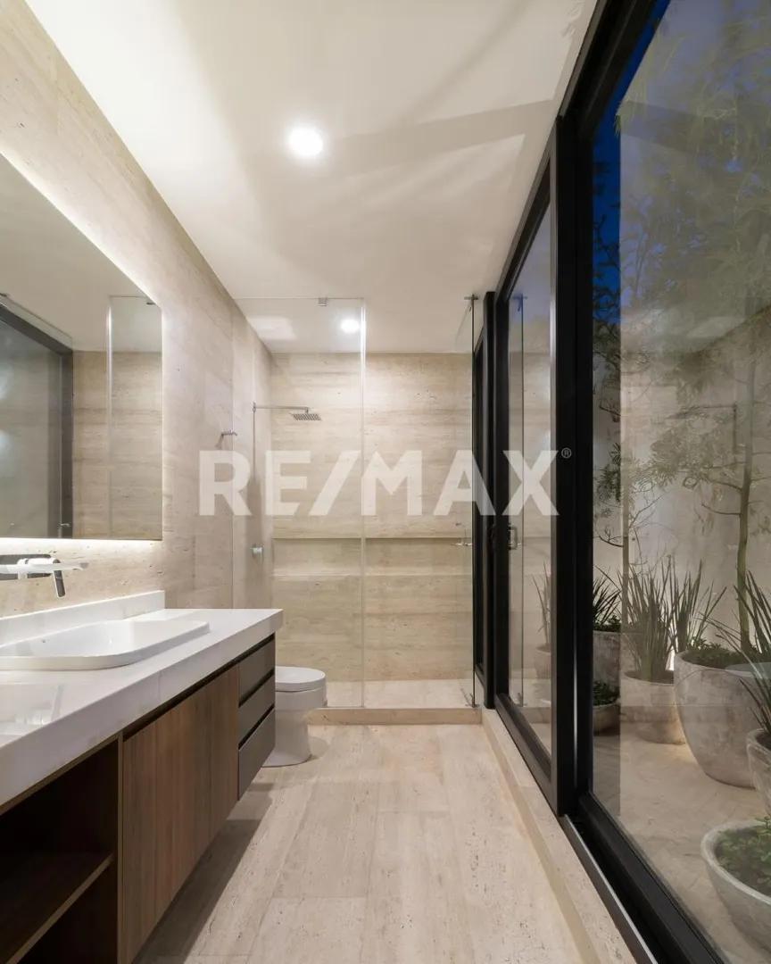 secondary property images 2