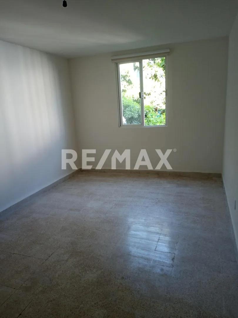 secondary property images 3