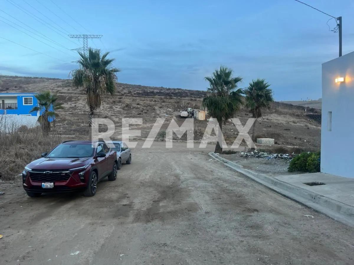 secondary property images 0