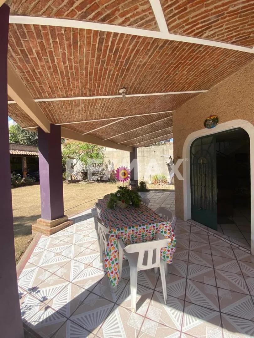 secondary property images 2