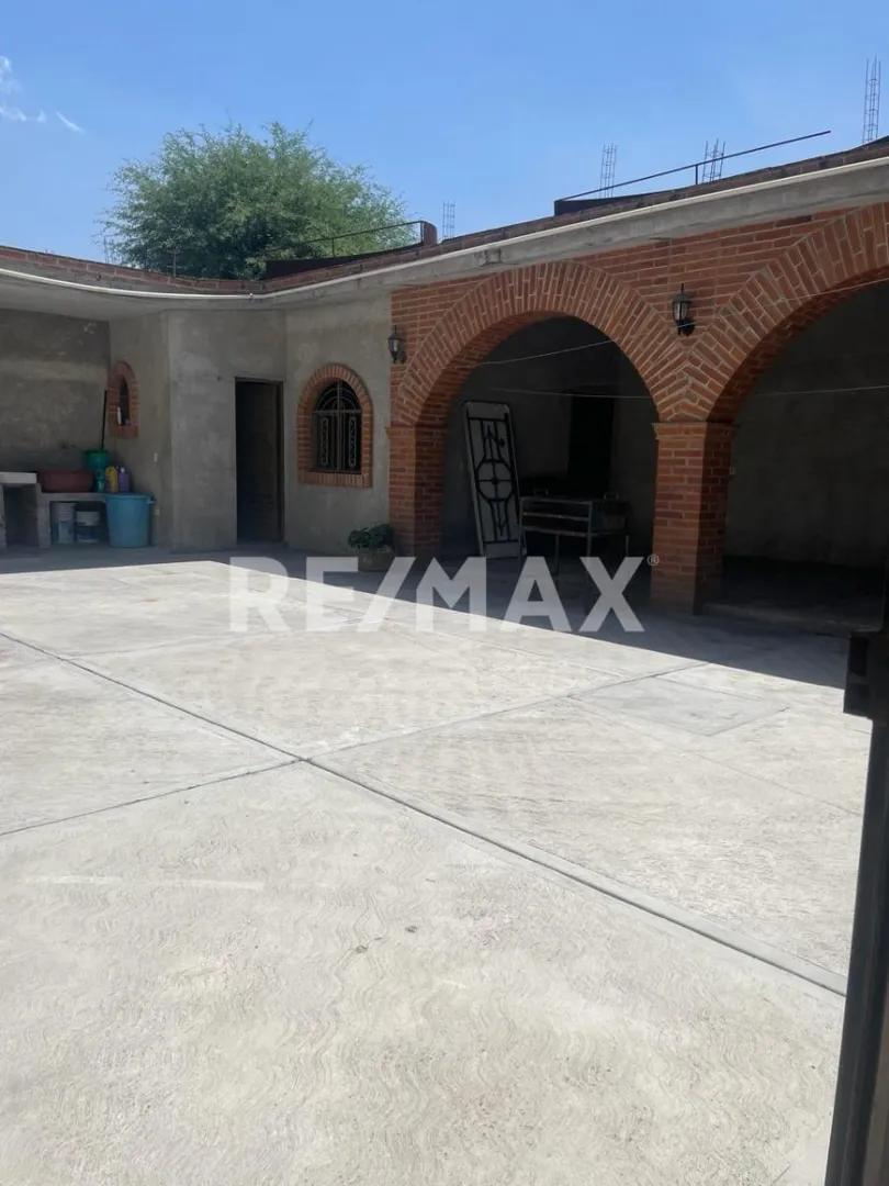 secondary property images 2