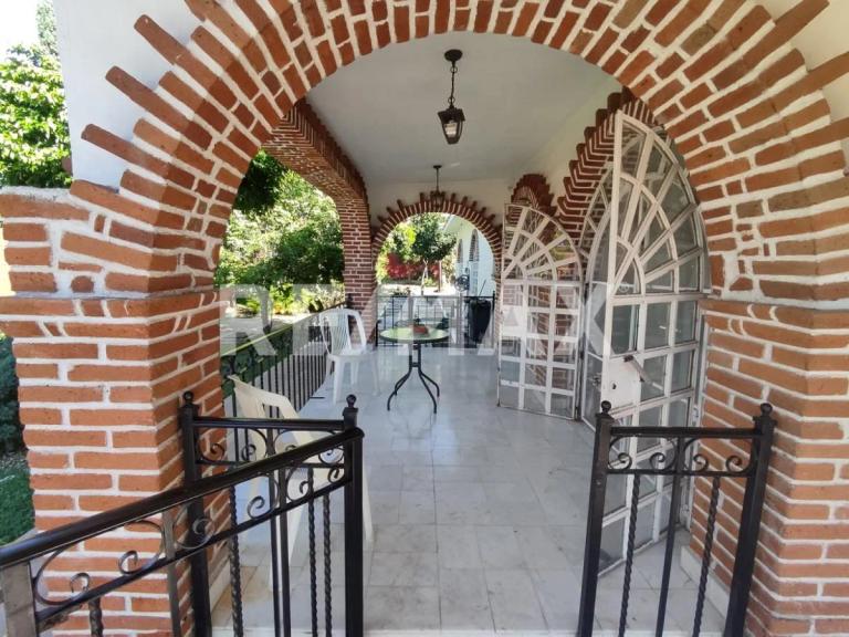 Property Image Property Image