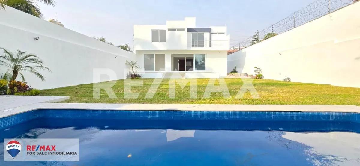 main property photo