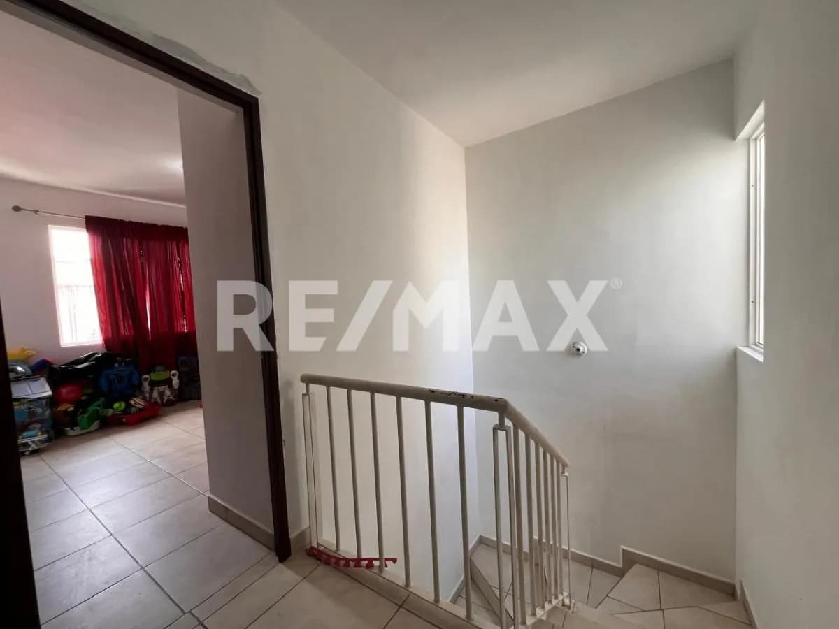 secondary property images 3