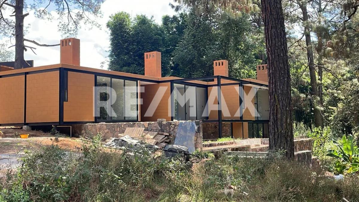 secondary property images 0