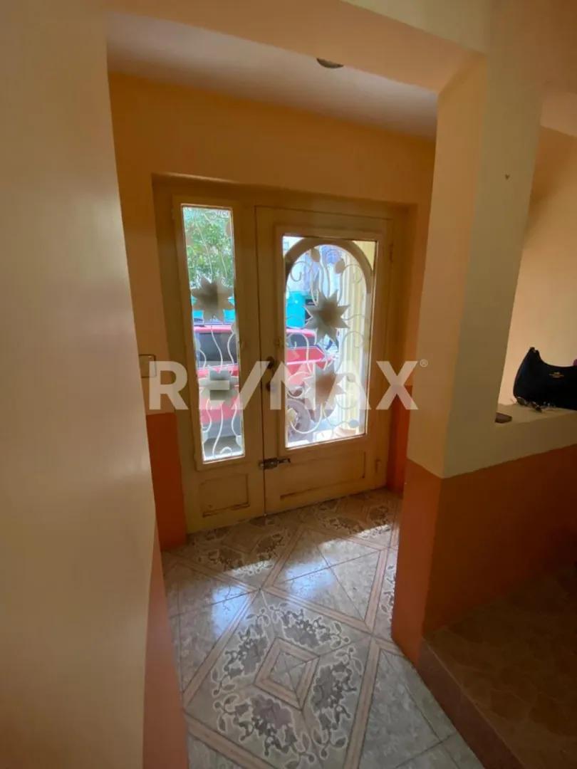 secondary property images 0