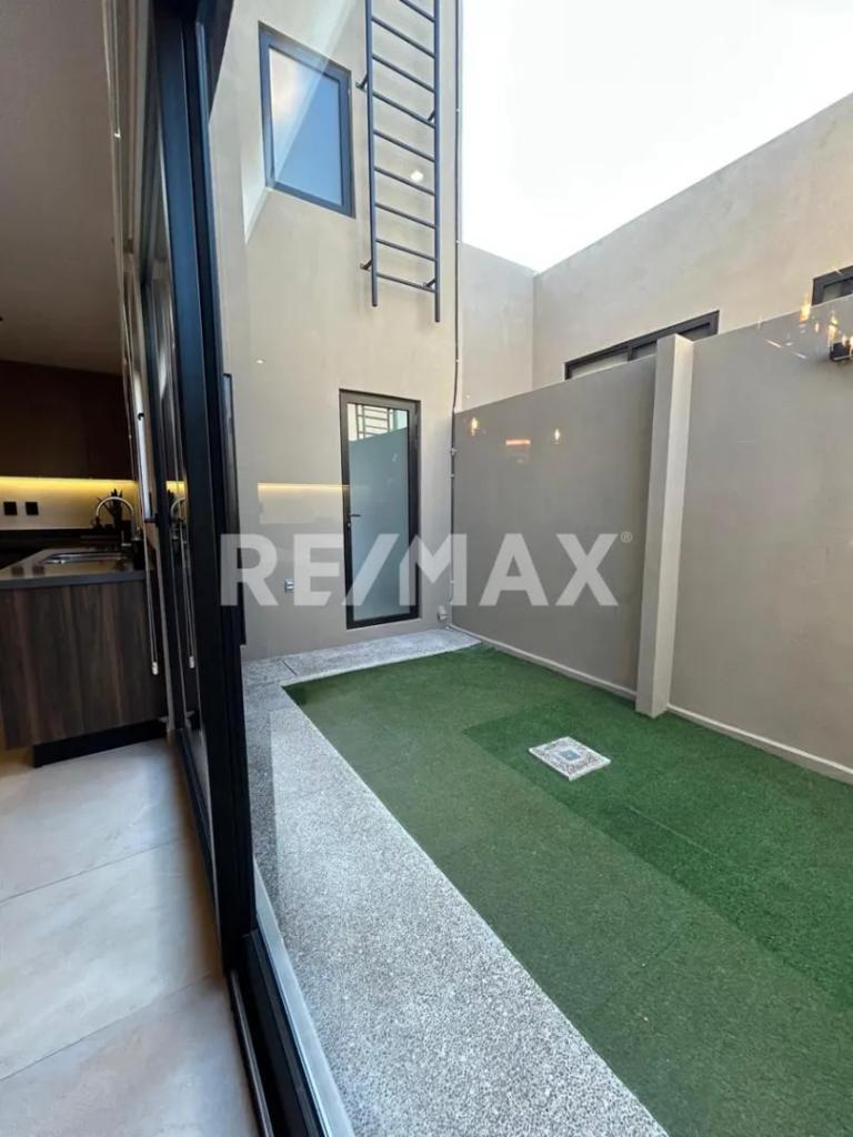 Property Image Property Image