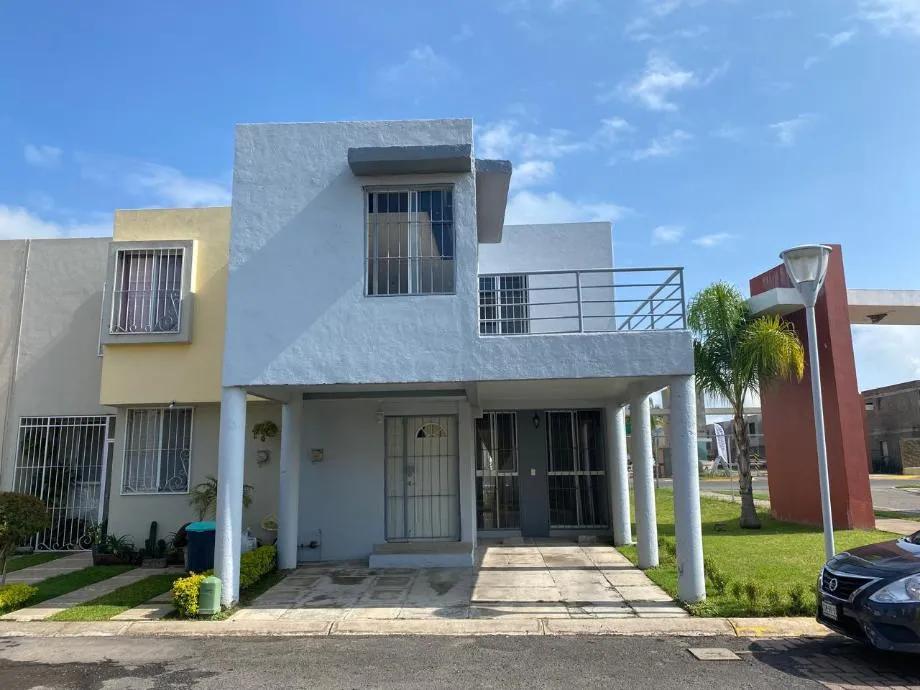 main property photo