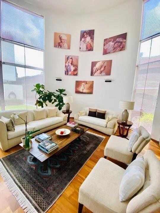 secondary property images 0