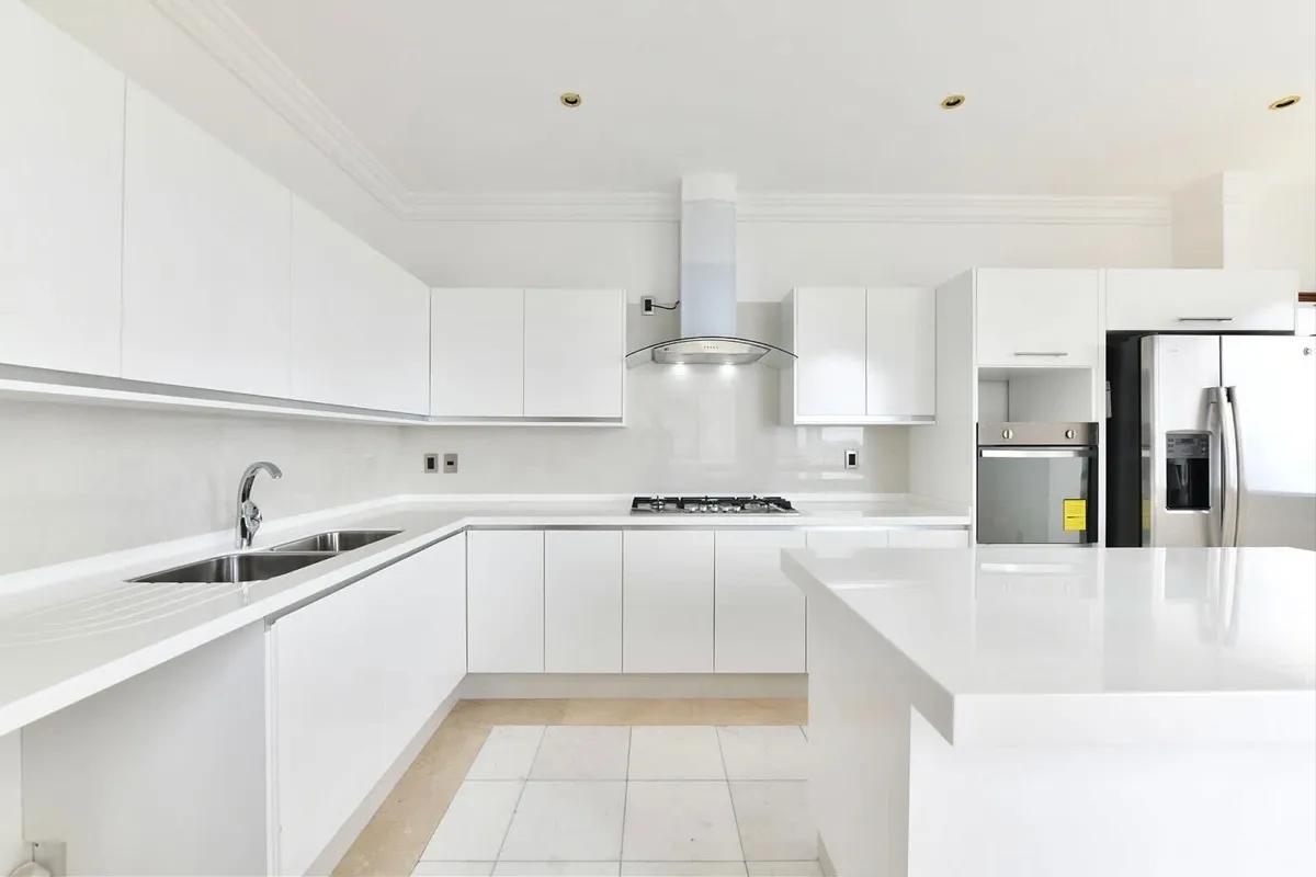 secondary property images 3