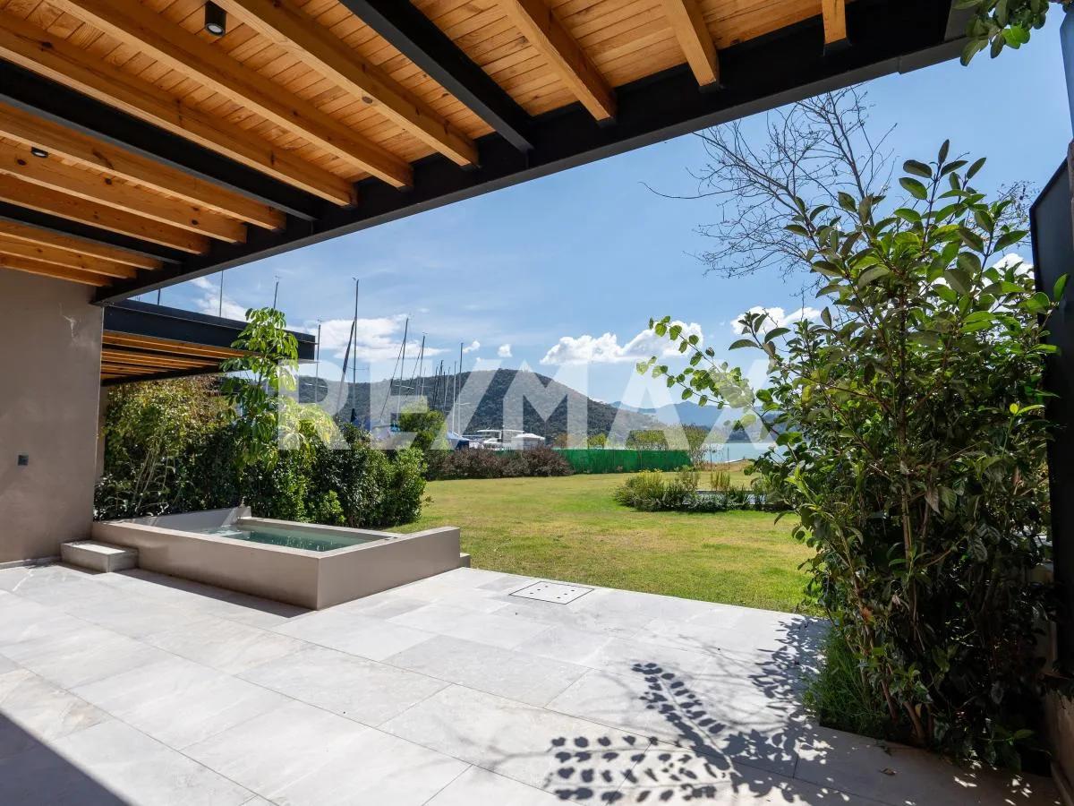 secondary property images 0