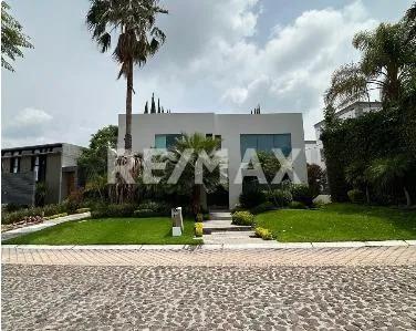 secondary property images 0