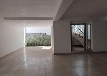 main property photo