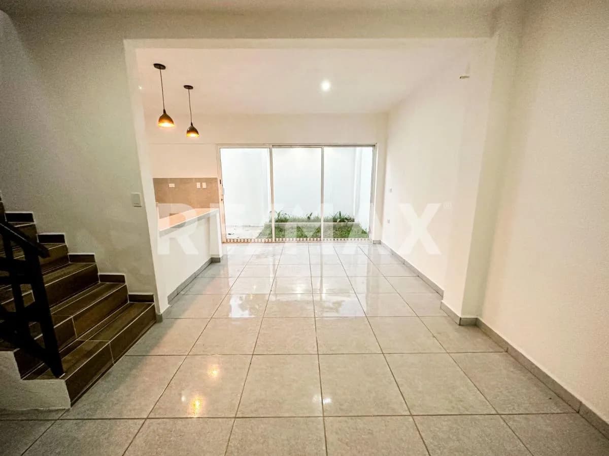 secondary property images 0