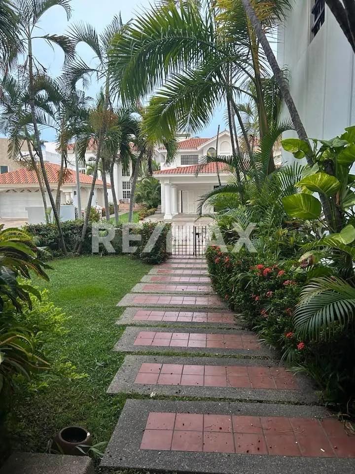 Property Image Property Image