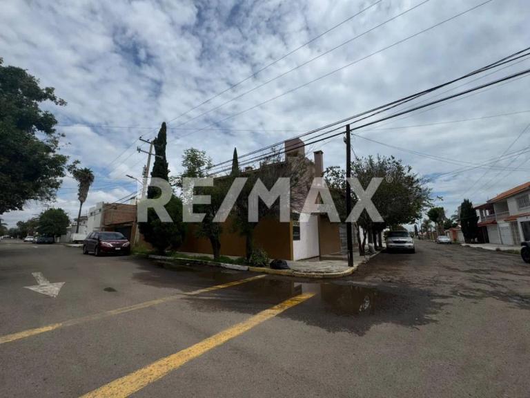 Property Image Property Image