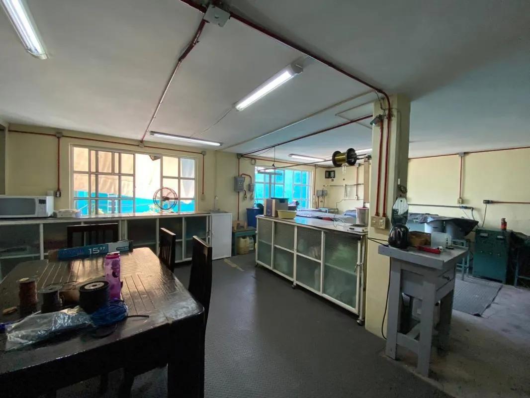 secondary property images 0