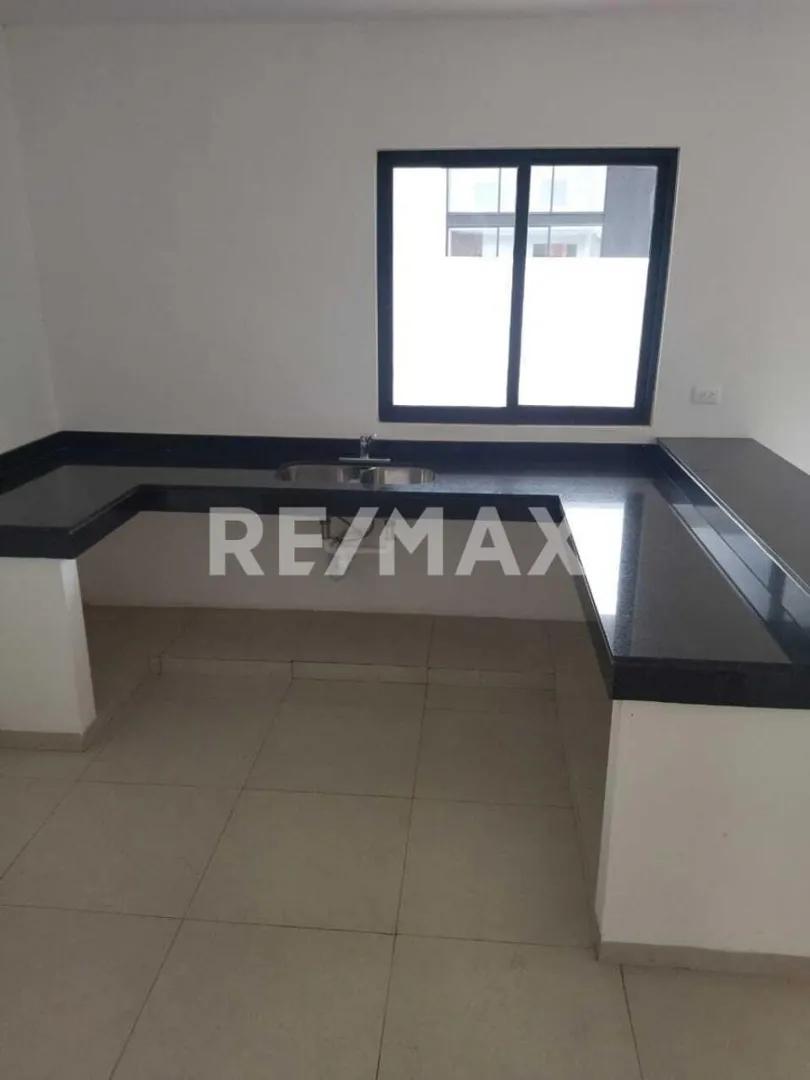 secondary property images 0