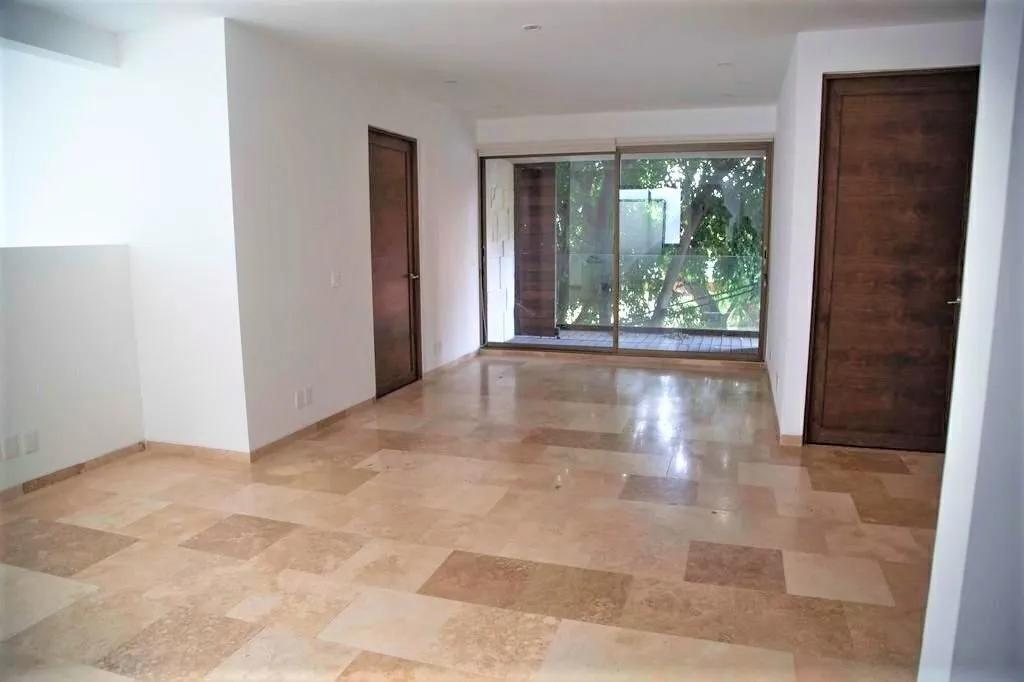 main property photo