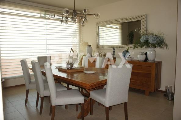 main property photo