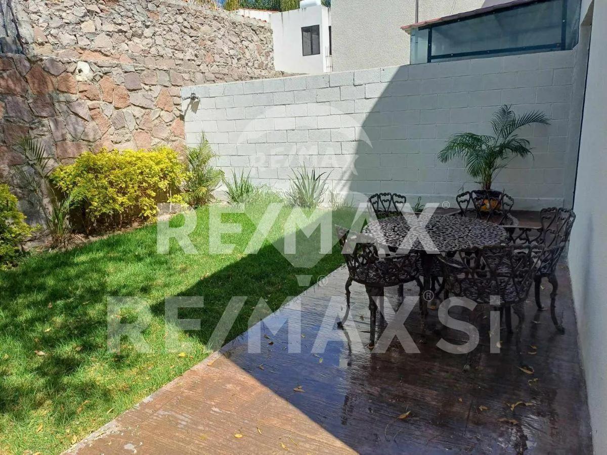 secondary property images 0