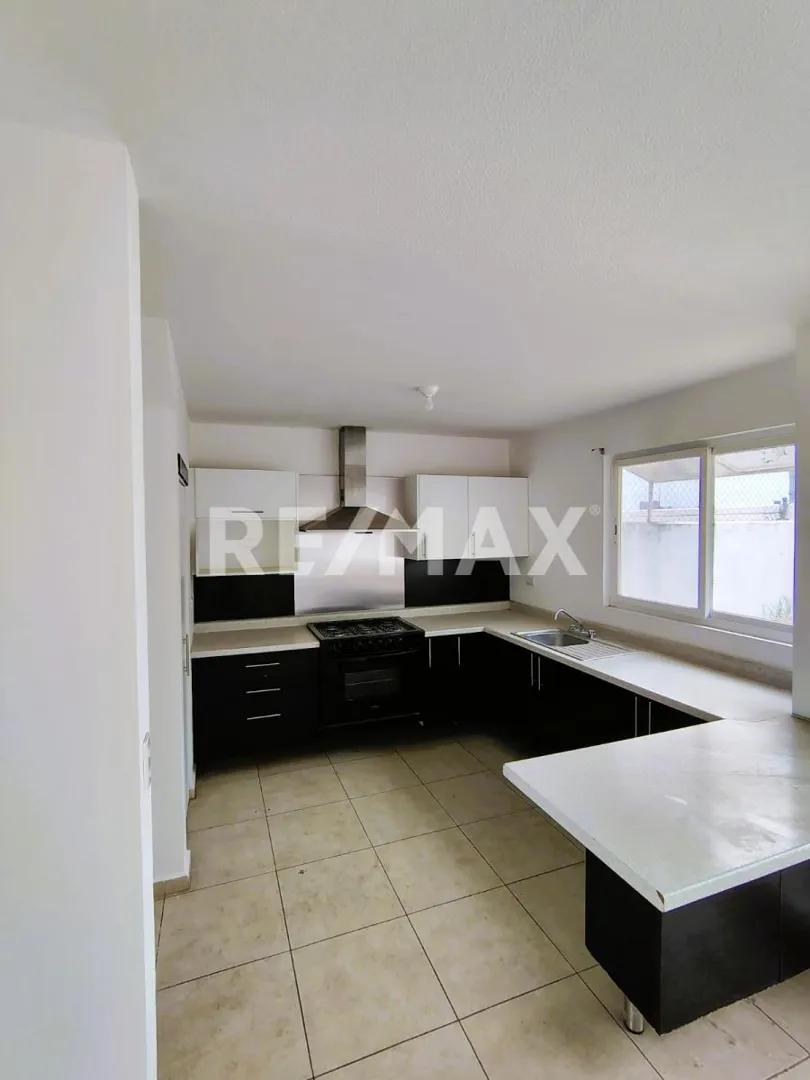 secondary property images 3