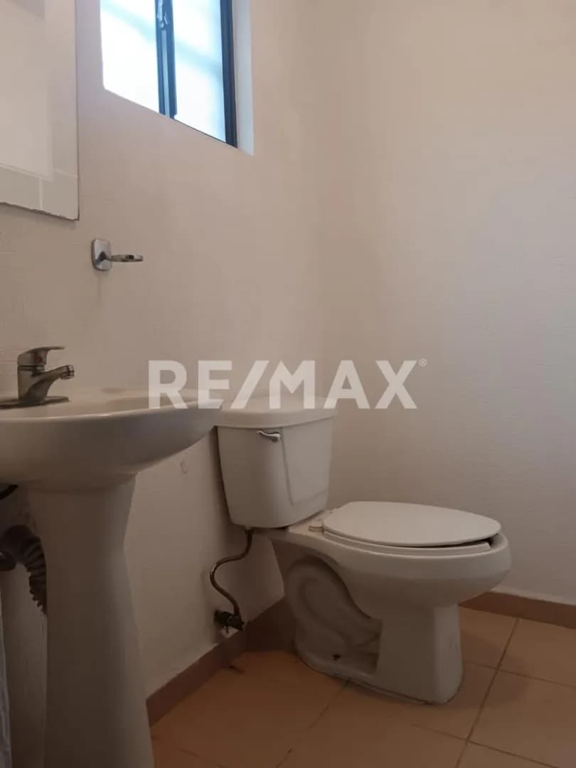 secondary property images 2