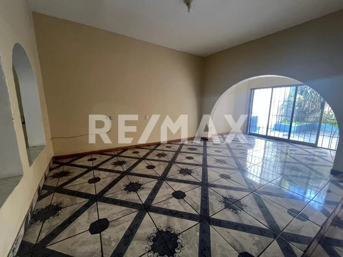 secondary property images 1