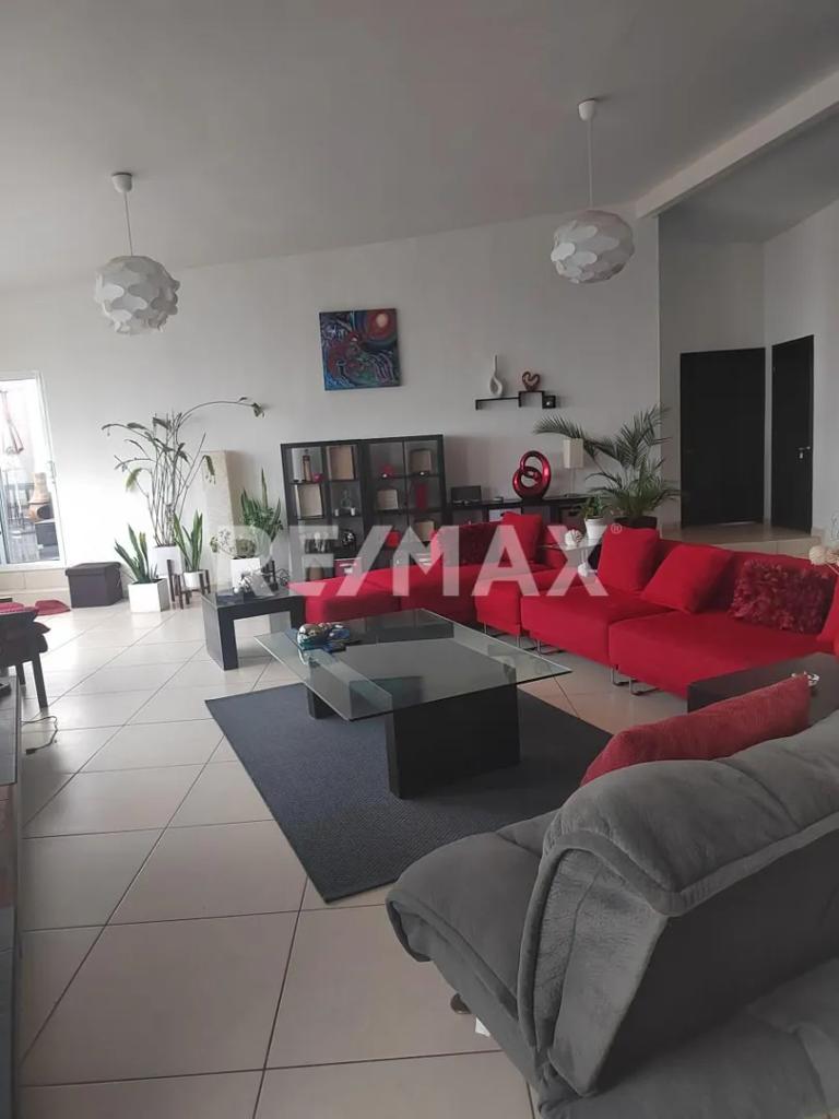 Property Image Property Image