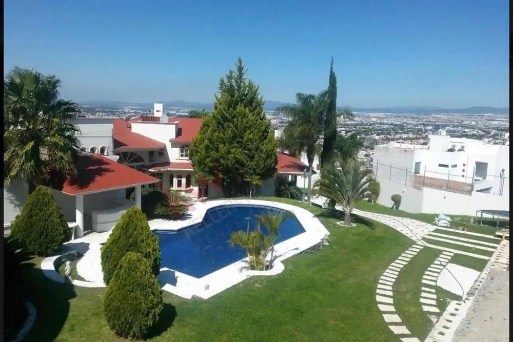 main property photo
