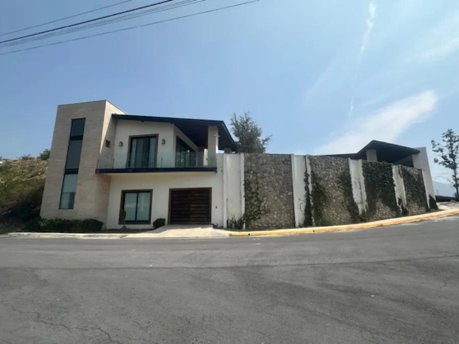 main property photo