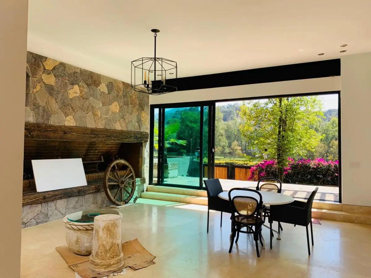 secondary property images 0