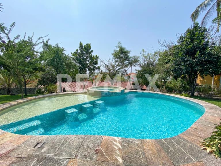 Property Image Property Image