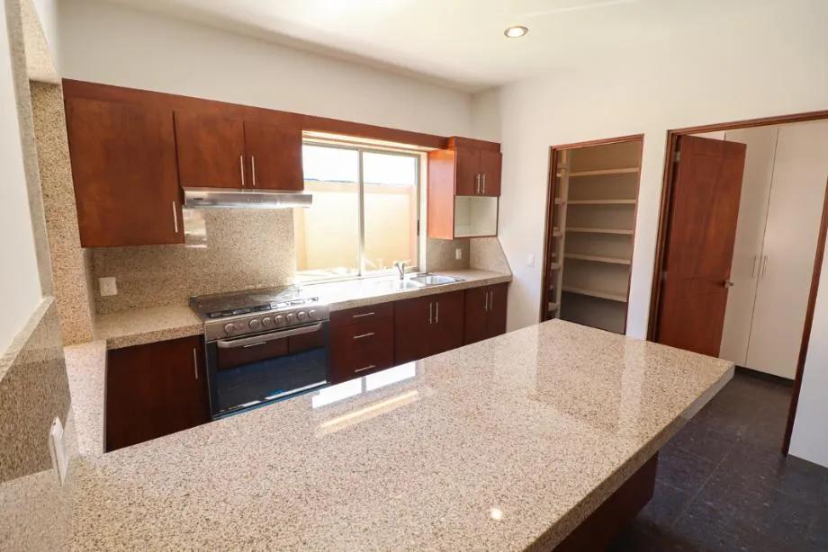 secondary property images 2