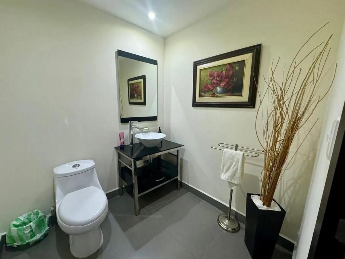 secondary property images 1