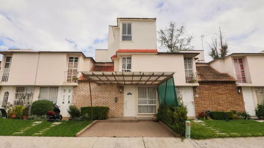 main property photo