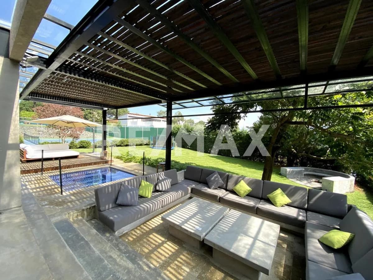 secondary property images 0