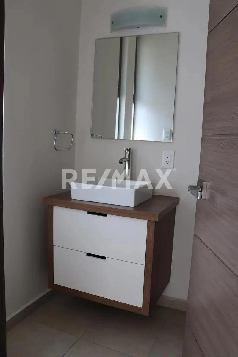 secondary property images 3