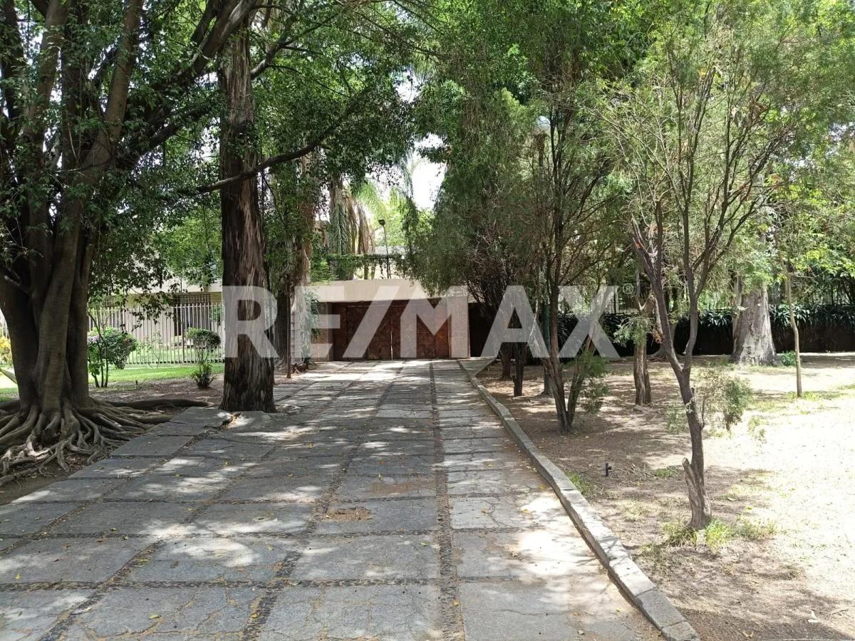 secondary property images 3