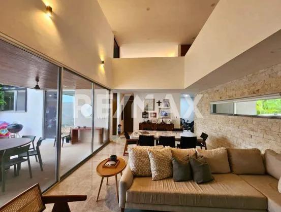 secondary property images 0