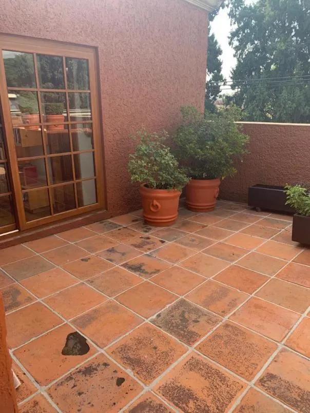 main property photo
