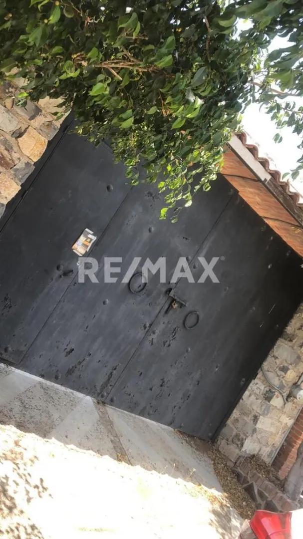 secondary property images 2