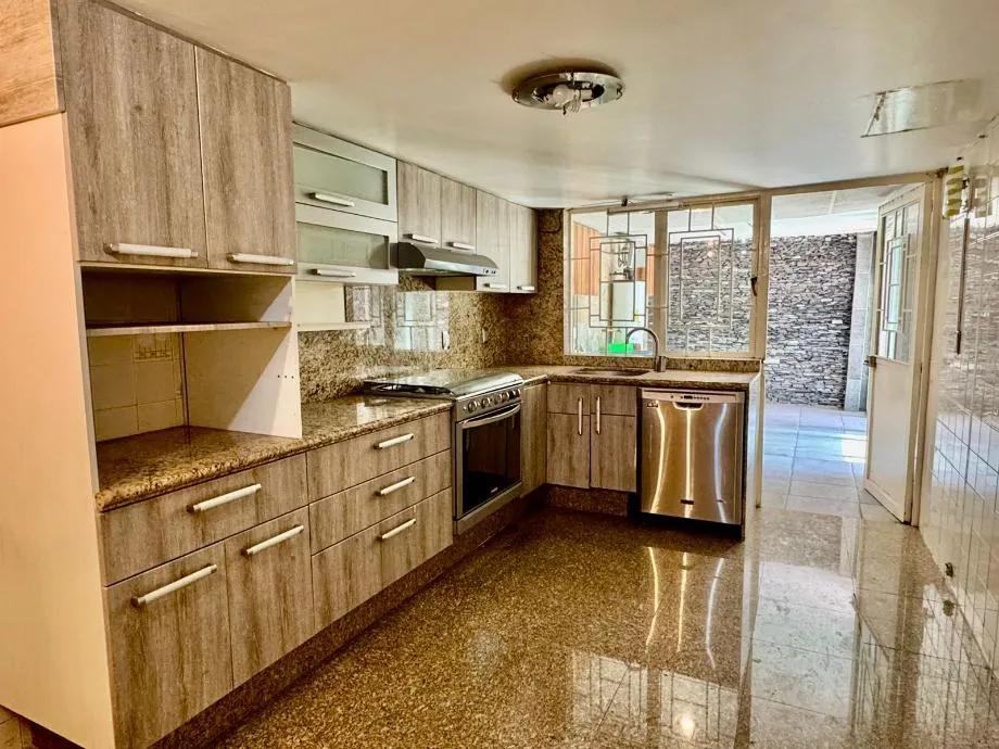 secondary property images 1