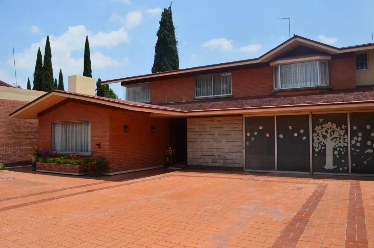 main property photo