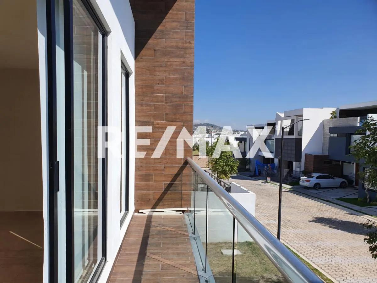 main property photo