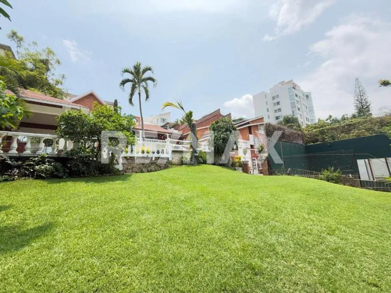 Property Image Property Image