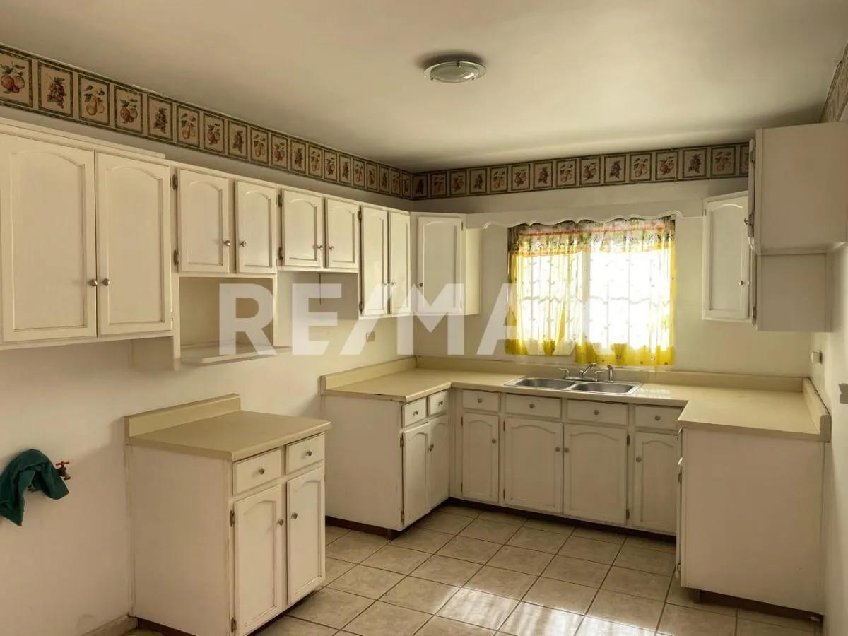 secondary property images 0